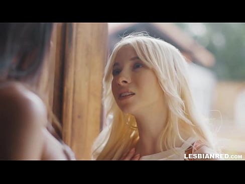 ❤️ Fata vine acasă câteva luni mai târziu și ajunge să mănânce păsărica mamei vitrege ❤❌  at porn ro.pi-porno.ru